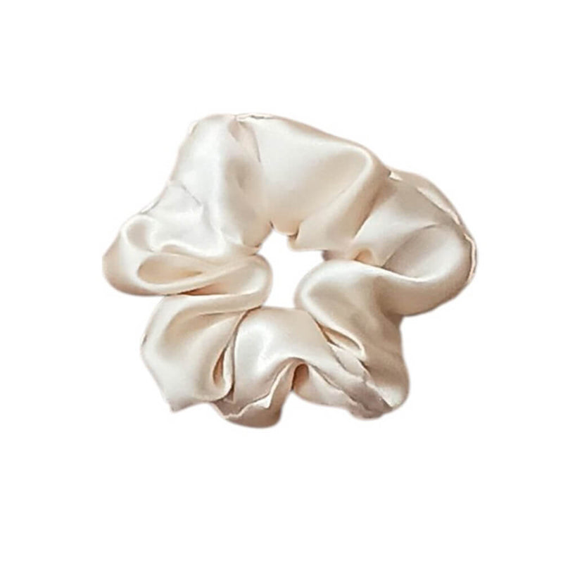 Saténová scrunchie – Bílá malá