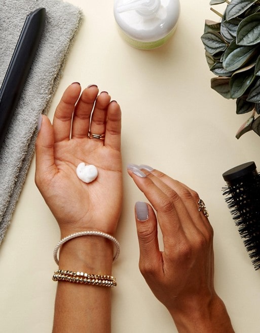 Shea Moisture Raw Shea & Cupuacu Frizz Defense Conditioner – Kondicionér proti krepu 379 ml
